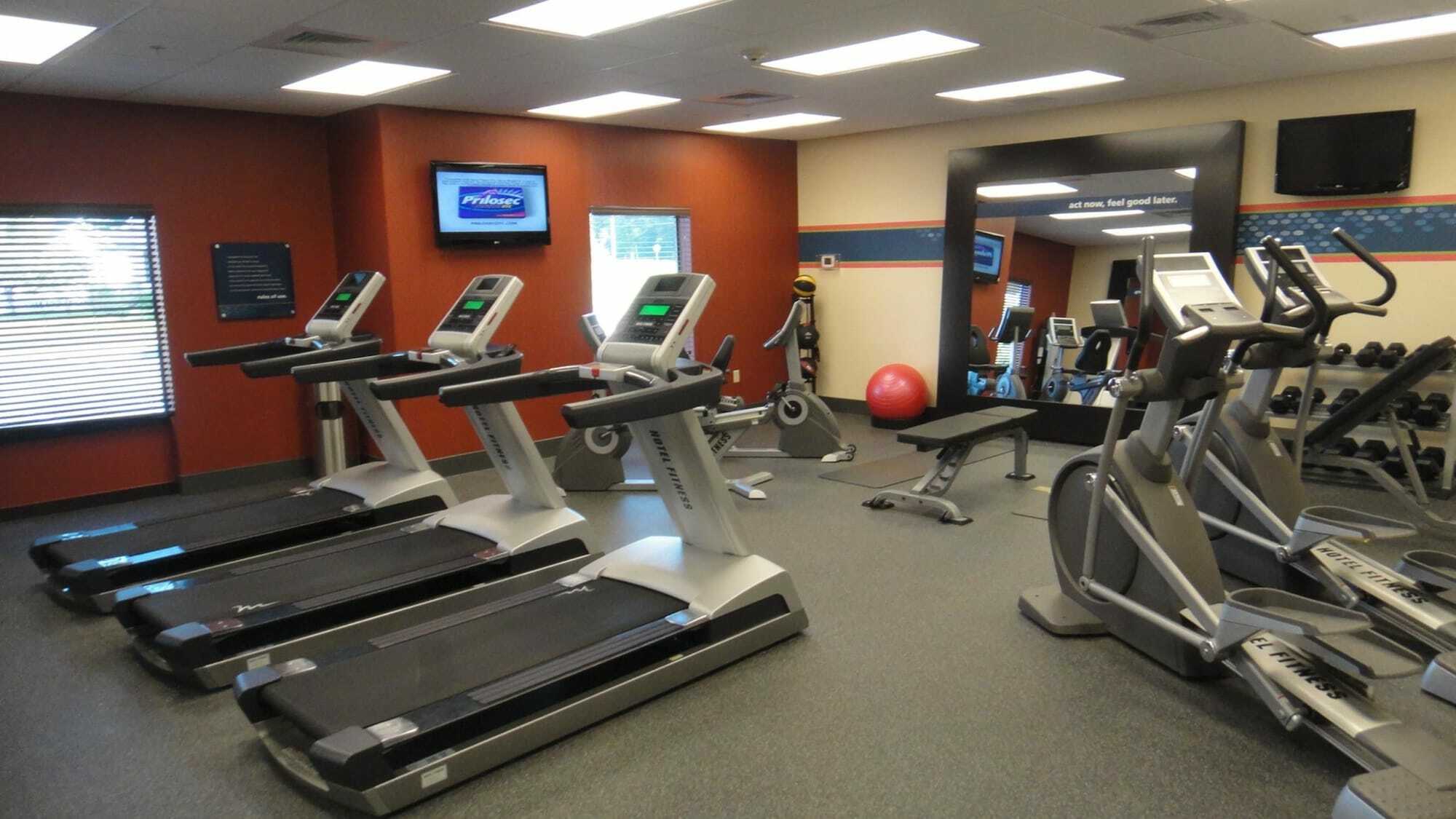 Hampton Inn Озарк Зручності фото